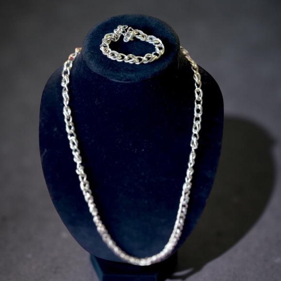 Monet silver double links with texture necklace and bracelet Vintage - Picture 8 of 13